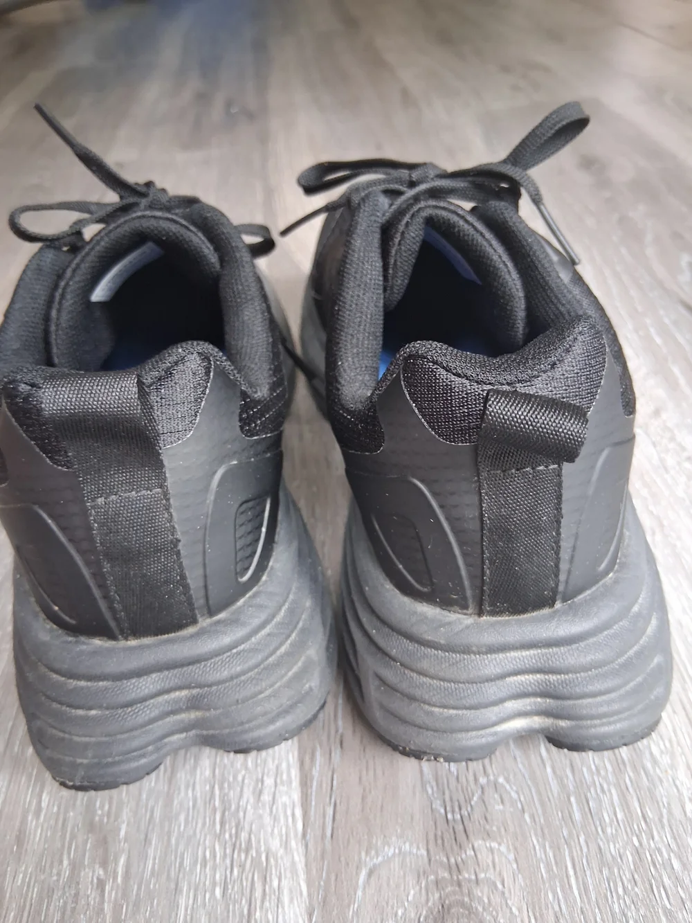 Nortiv Women's Black Walking Breathable Cushioned Athletic Shoes Size 8